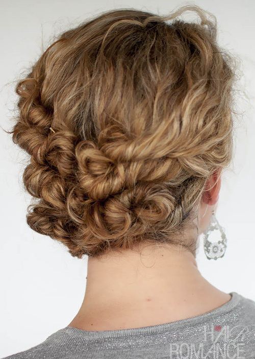 8-easy-twist-and-pin-updo-for-curly-hair